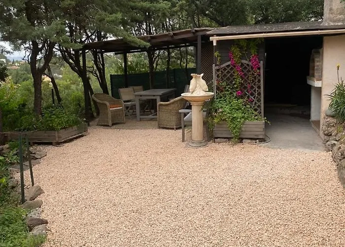 Avec Jardin Et Cuisine D'été Appartement *
