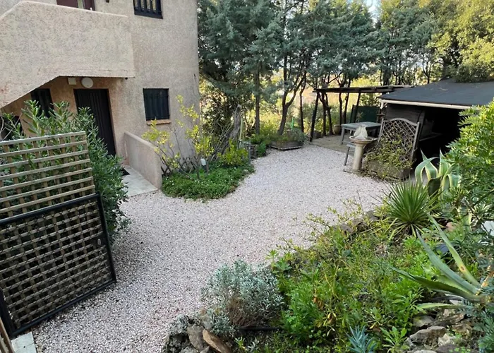 Avec Jardin Et Cuisine D'été Saint-Raphaël