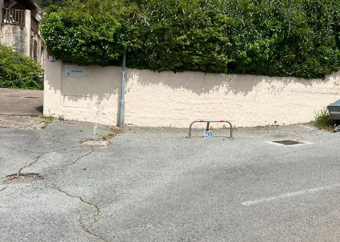 Appartement Avec Jardin Et Cuisine D'été *